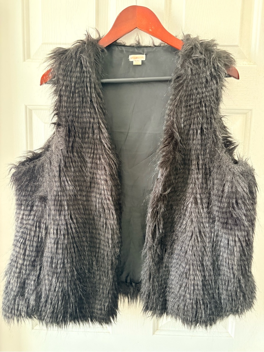 Faux Fur Sleeveless Vest - Charcoal Gray